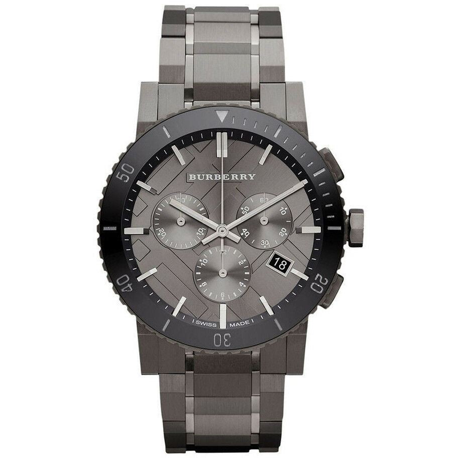 Burberry BU9381 Waffenmetall Zifferblatt Grau Ion-plattiertes Edelstahl Herrenuhr Burberry BU9381 Waffenmetall Zifferblatt Grau Ion-plattiertes Edelstahl Herrenuhr